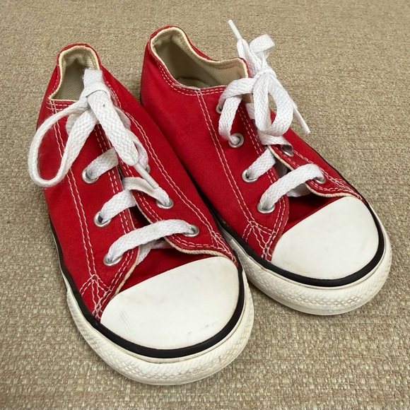 Red Toddler 10C Converse - Picture 2 of 4